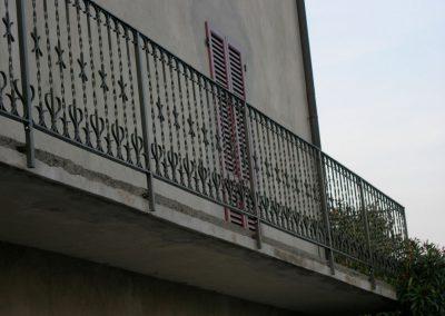 BALCONI-CON-RICCI-A-RICHIESTA