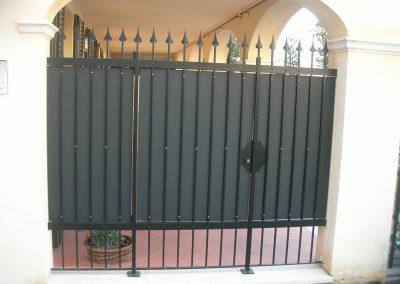 CANCELLO-CON-LAMIERA-PRIVACY
