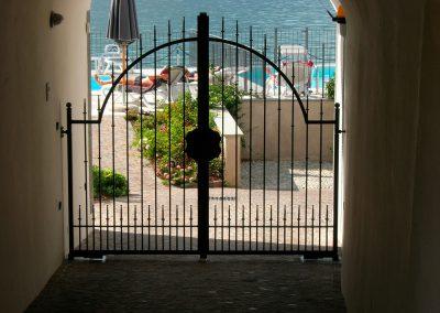 CANCELLO-PEDONALE-AD-ARCO