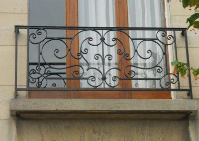 PARAPETTI-CON-RICCI-SAGOMATI