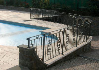 PARAPETTO-BORDO-PISCINA-CON-DECORI